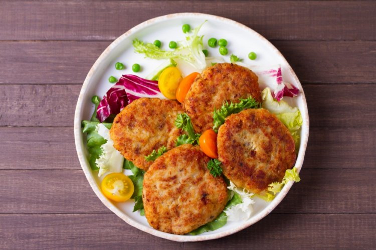 Chum Salmon Cutlets with Lard