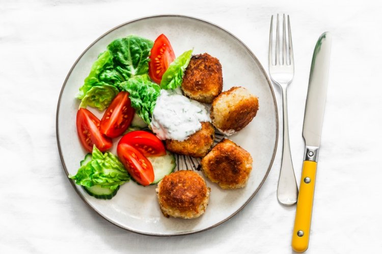 Chum Salmon Cutlets with Semolina