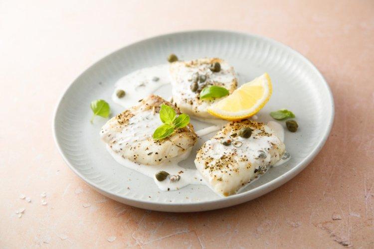 Mullet in Sour Cream Sauce in an Air Fryer
