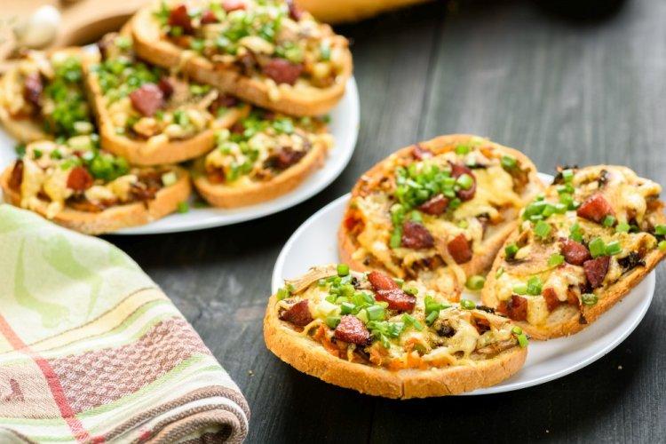 Hot Air Fryer Sandwiches with Fried Mushrooms