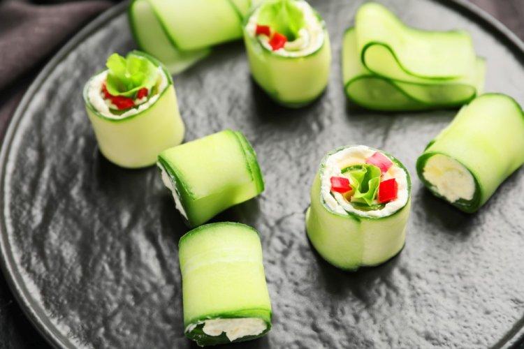 Cucumber Rolls with Ricotta and Bell Pepper
