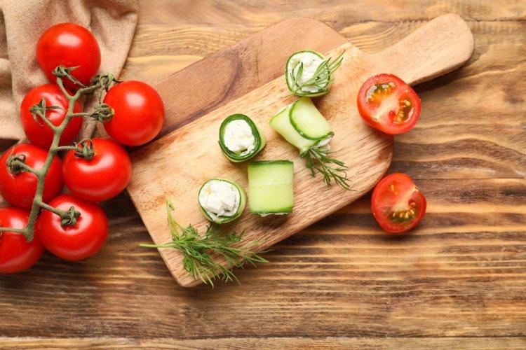 Cucumber Rolls with Crab Sticks and Cheese