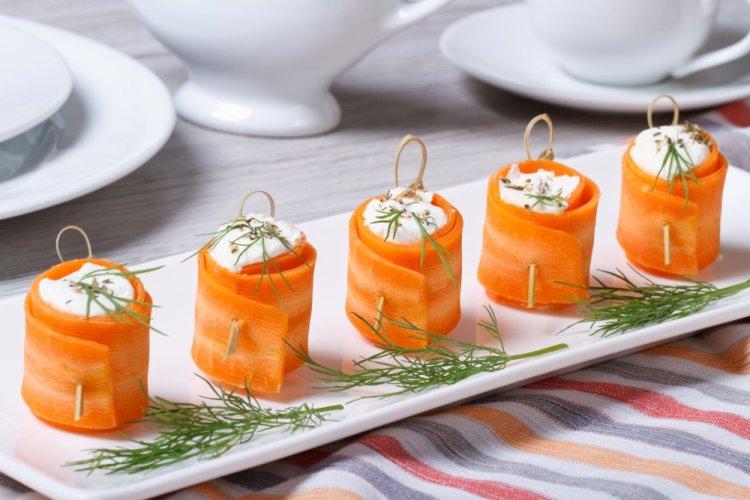 Carrot Rolls with Cottage Cheese