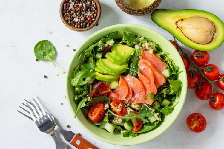 Healthy Quinoa Bowl with Avocado and Salmon