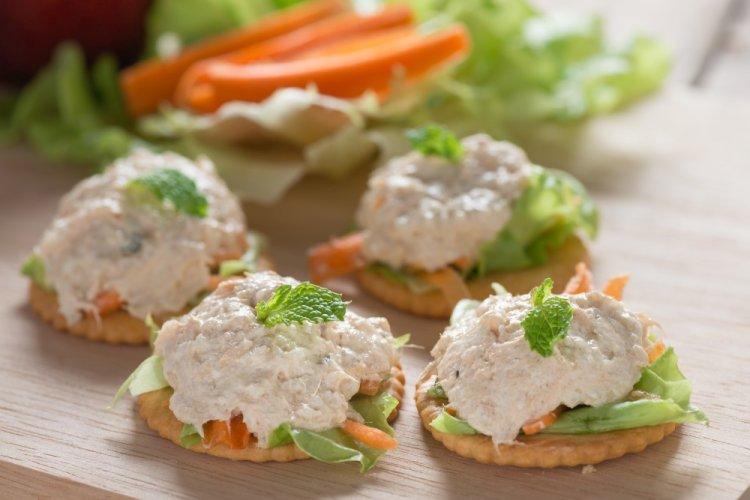 Tuna, Carrot, and Processed Cheese Spread