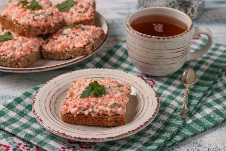 Cream Cheese, Crab Stick, and Egg Spread