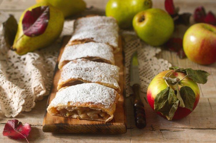 8 Phyllo Dough Strudel Recipes You'll Love