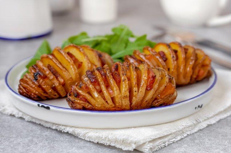 Accordion Potatoes with Lard in the Oven