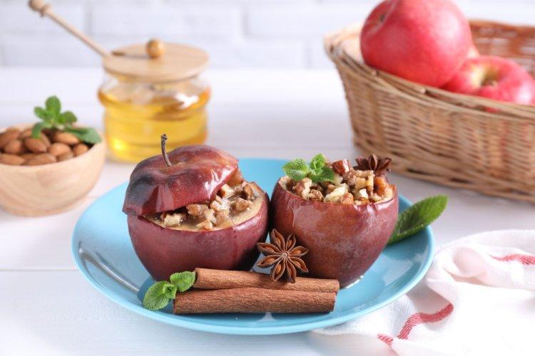 Apples Baked with Nuts in an Air Fryer