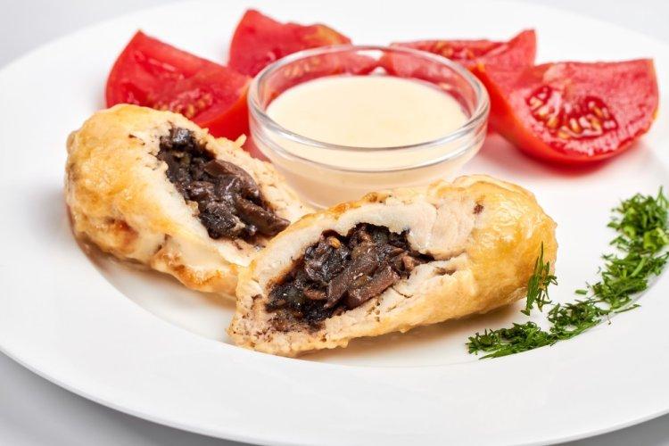 Air Fryer Chicken Rolls with Mushrooms and Cheese