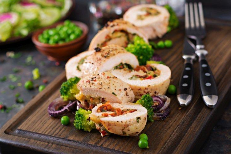 Air Fryer Chicken Rolls with Vegetables
