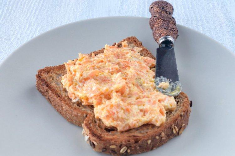 Processed Cheese Spread with Boiled Carrots