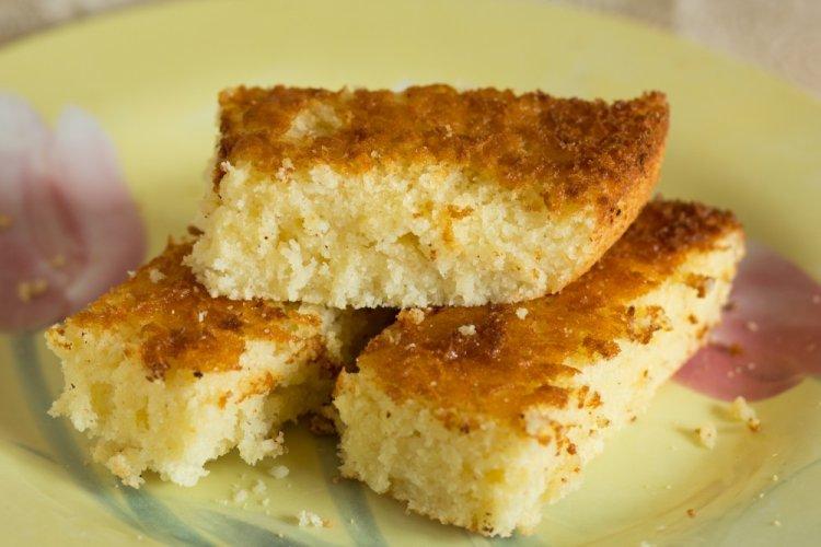 Semolina Cake (Mannik) in the Air Fryer
