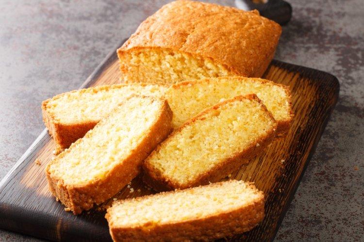 Protein Sponge Cake with Greek Yogurt