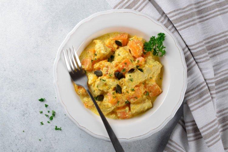 Air Fryer Pumpkin with Chicken in Cream