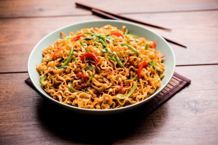 Fried Instant Noodles with Soy Sauce