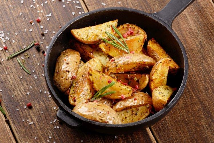 Idaho Potatoes with Rosemary in the Oven