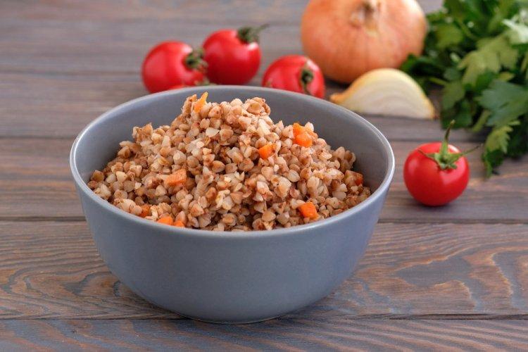 Buckwheat with Onions and Carrots in an Air Fryer