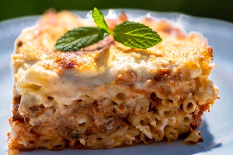 Air Fryer Baked Pasta with Minced Meat