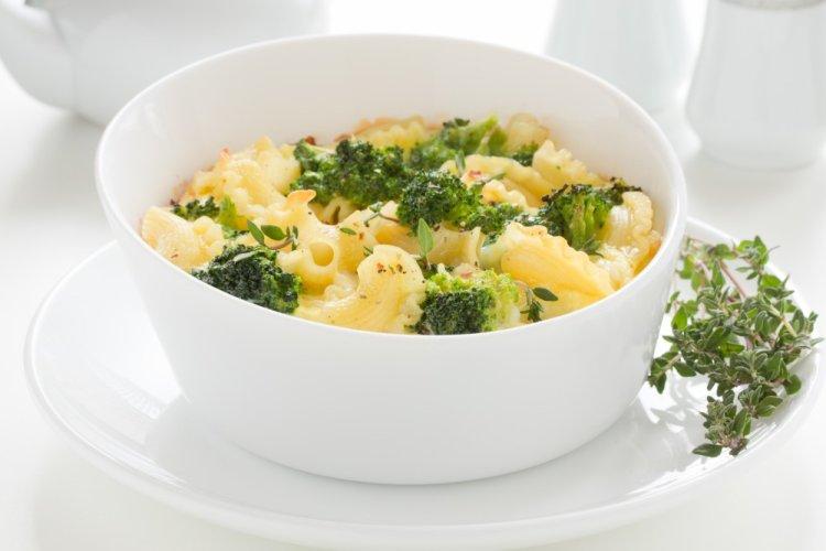 Air Fryer Pasta with Broccoli and Eggs