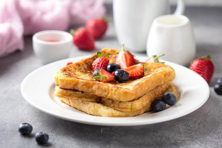 French Toast with Cinnamon