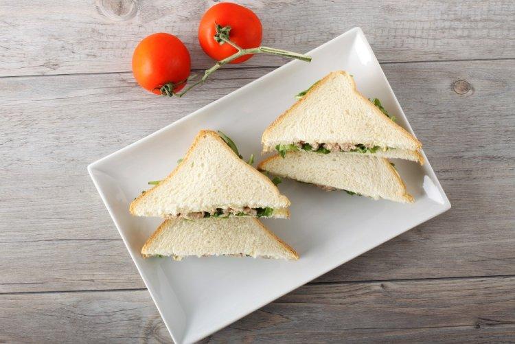Avocado and Canned Tuna Sandwich
