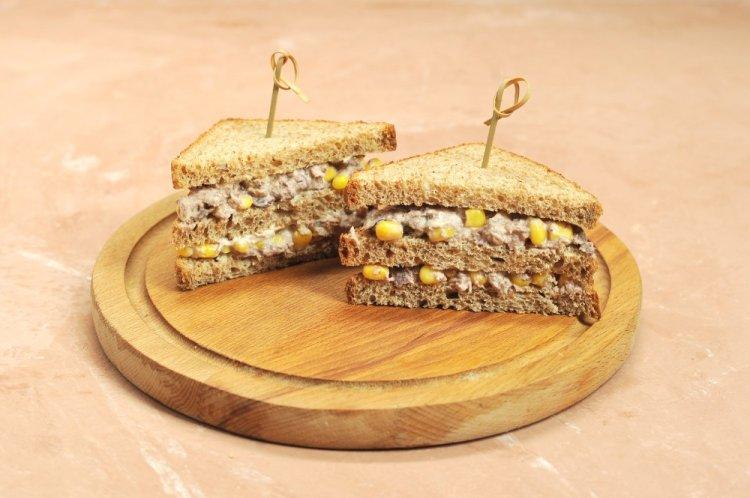 Canned Tuna and Corn Sandwich