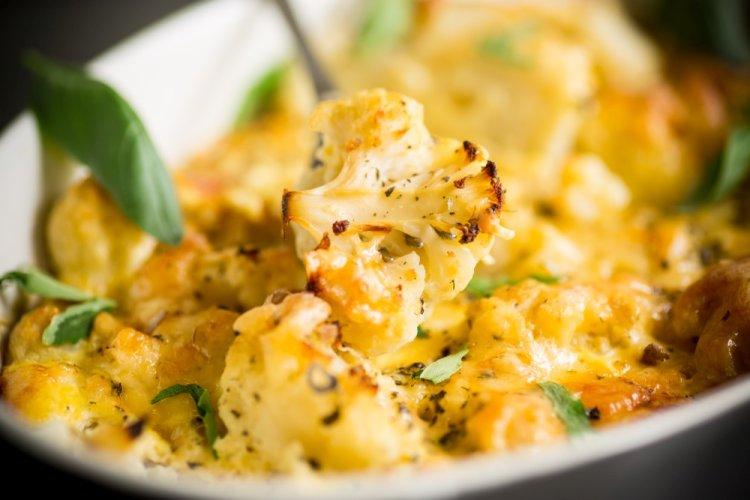 Fried Cauliflower with Bell Pepper, Egg, and Cheese