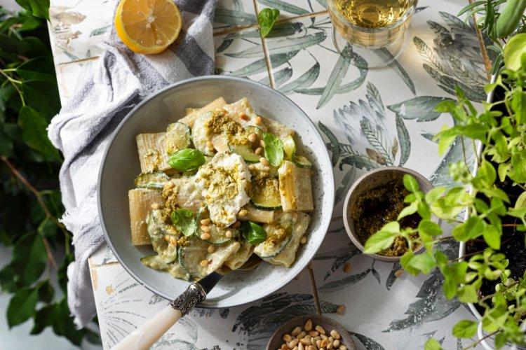 Zucchini and Nut Sauce