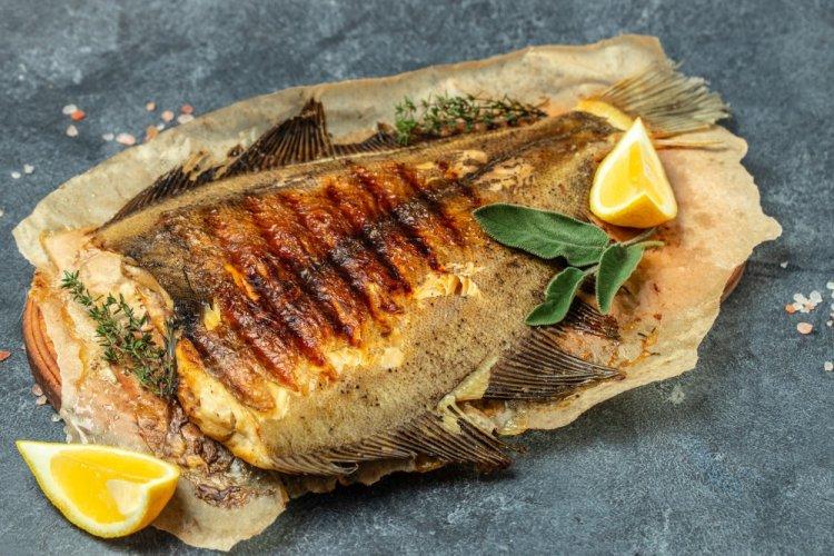 Flounder with Lemon and Garlic on the Grill