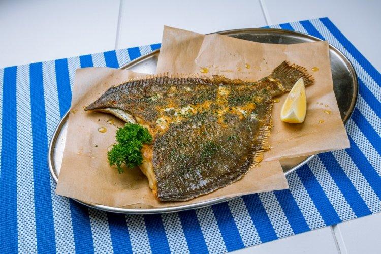 Flounder with White Wine on the Grill