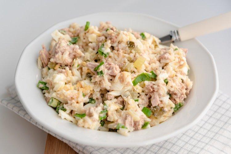 Tuna, Egg, and Cottage Cheese Salad