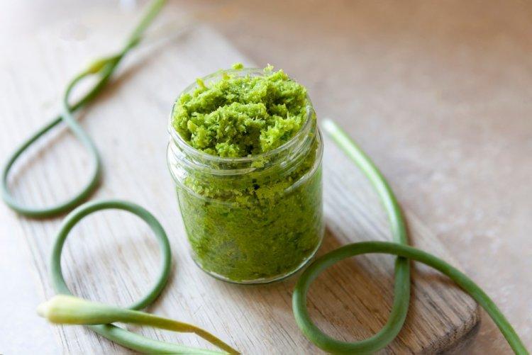 Frozen Garlic Scapes with Olive Oil for Winter