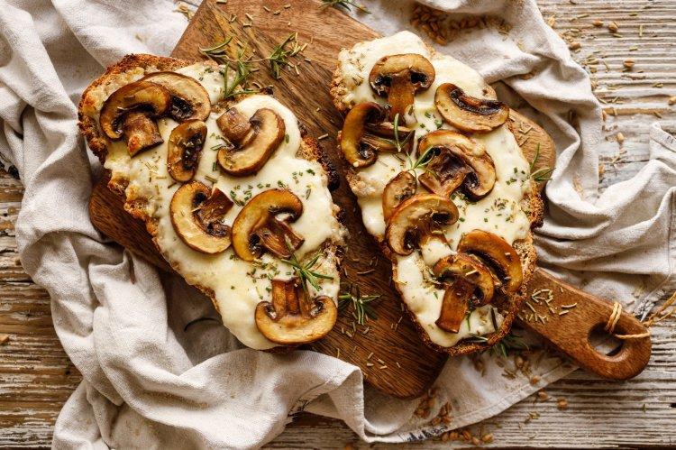 8 Best Air Fryer Bruschetta Recipes