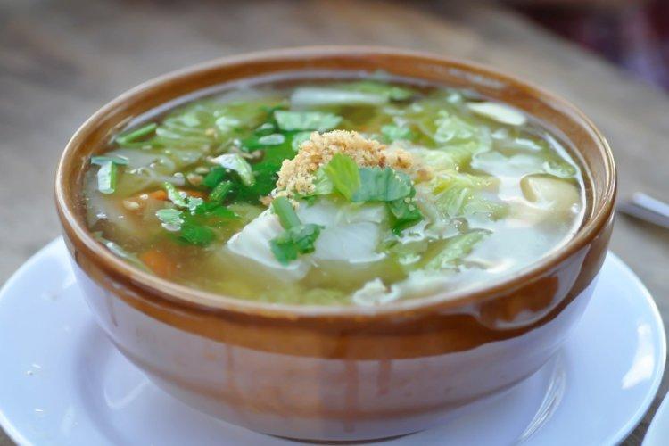 Cabbage, Tofu, and Celery Soup