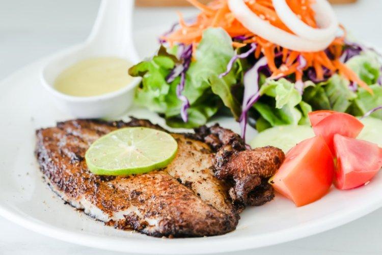 Baked Flounder with Lime in the Air Fryer