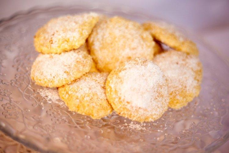 Lemon Coconut Cookies