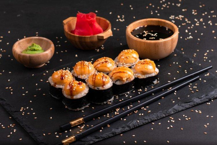 Rollos horneados con mejillones en freidora de aire