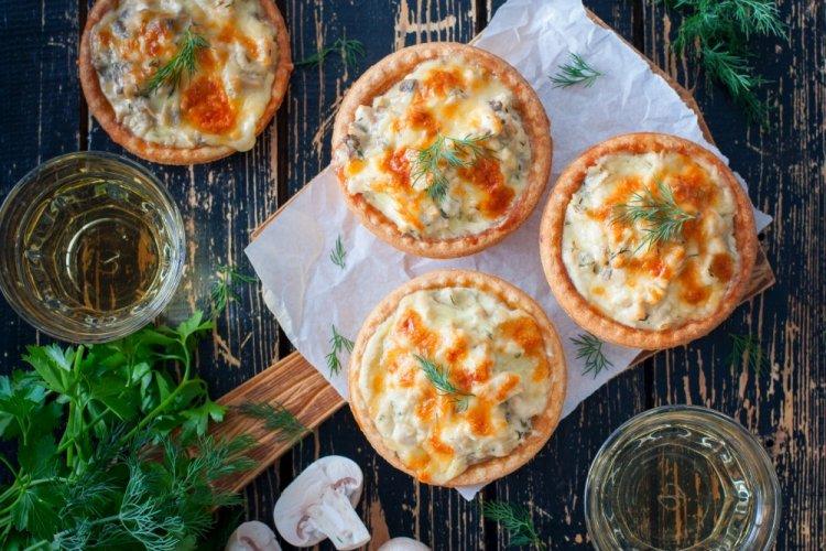 Chicken and Mushroom Tartlets Baked in an Air Fryer