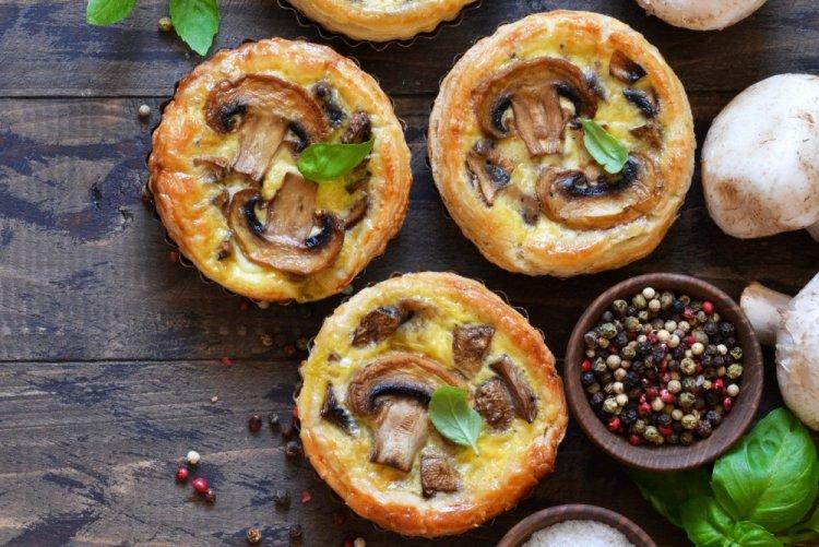 Baked Vegetable and Mushroom Tartlets in an Air Fryer
