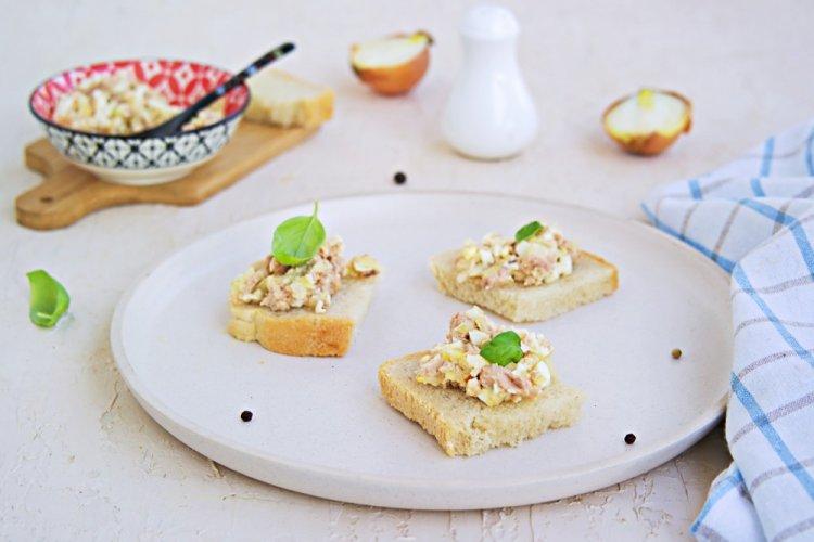 Cod Liver and Processed Cheese Bruschetta