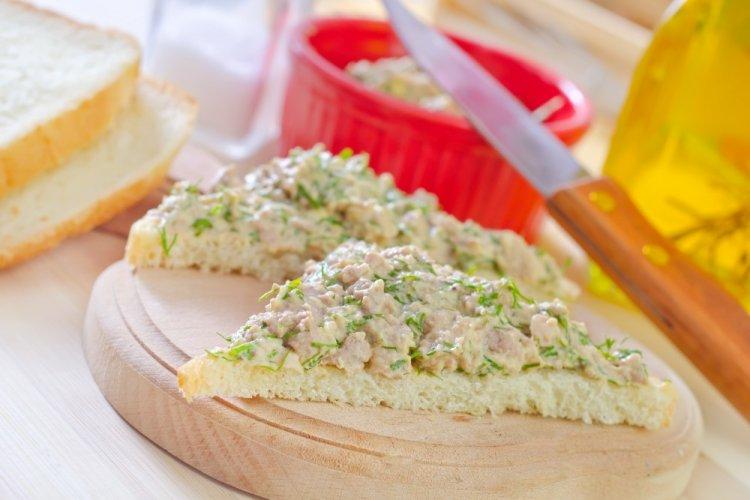 Cod Liver and Apple Bruschetta