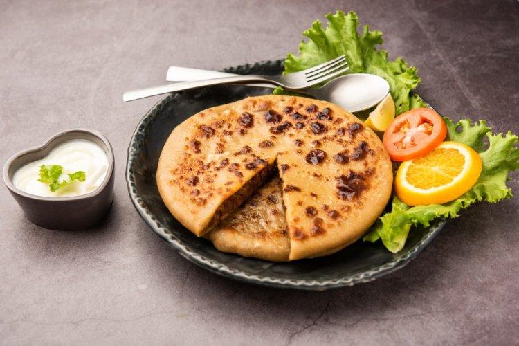 Minced Meat and Herb Flatbreads in a Pan