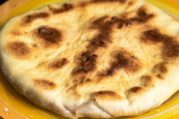 Flatbreads with Minced Meat and Mushrooms