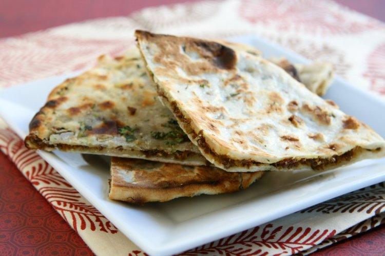 Flatbreads with Minced Meat and Cheese