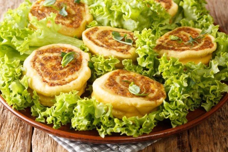 Snail Flatbreads with Minced Meat