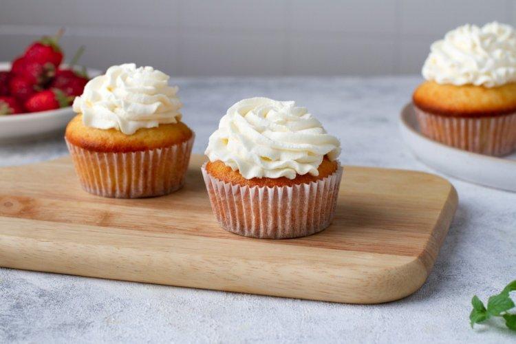 Sour Cream Frosting for Cupcakes