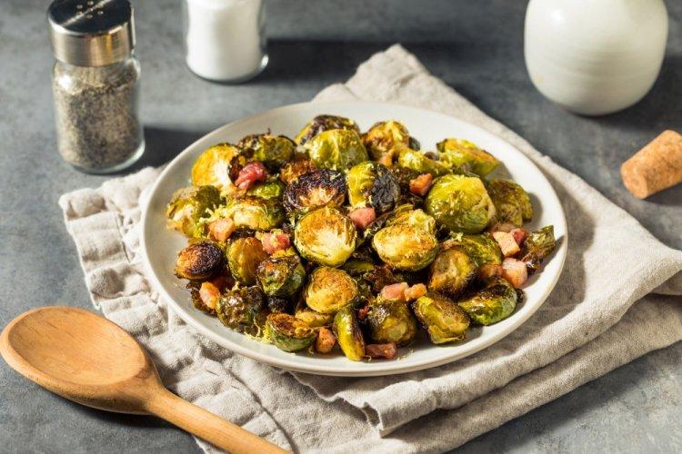 Brussels Sprouts with Bacon in an Air Fryer