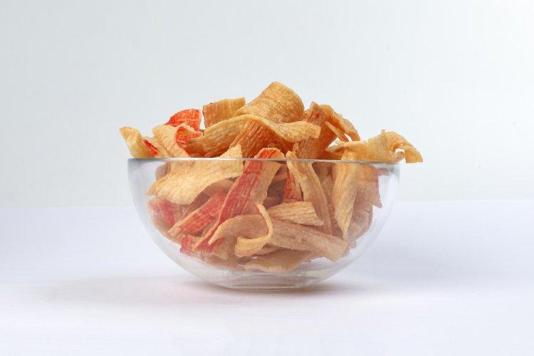 Chips de surimi con jengibre y wasabi en freidora de aire