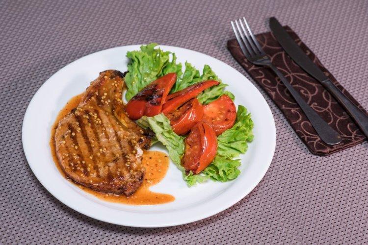 Filetes de cerdo en adobo de mostaza y miel en freidora de aire